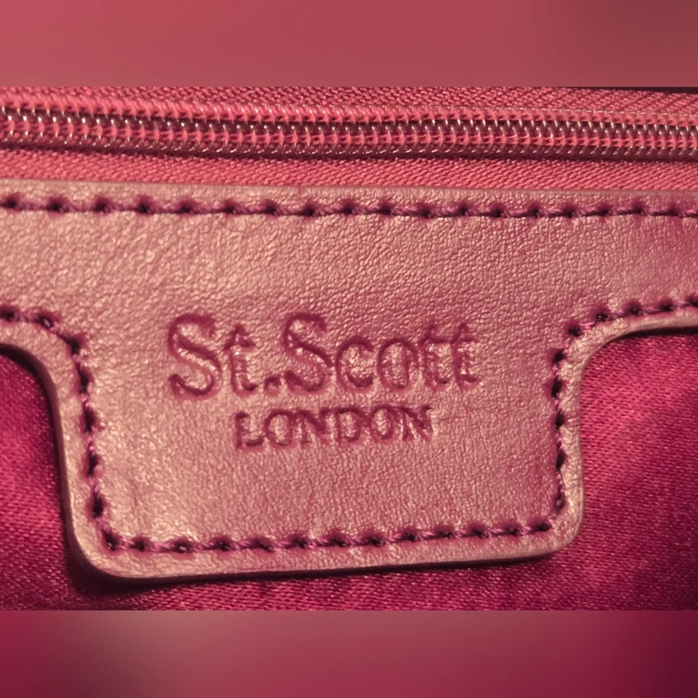 St. Scott London Backpck‎